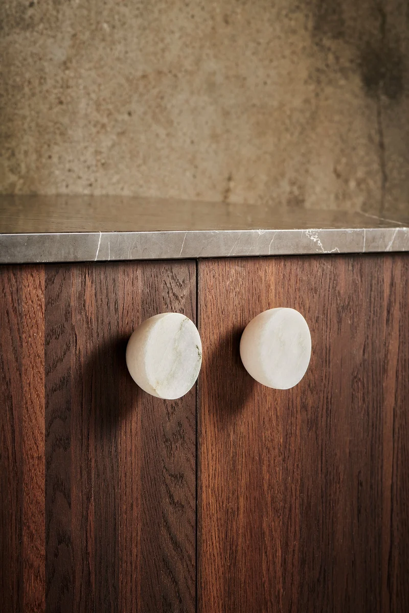 Get a Grip #1 Marble möbelknopp, vit (2 st.) • Design by Us