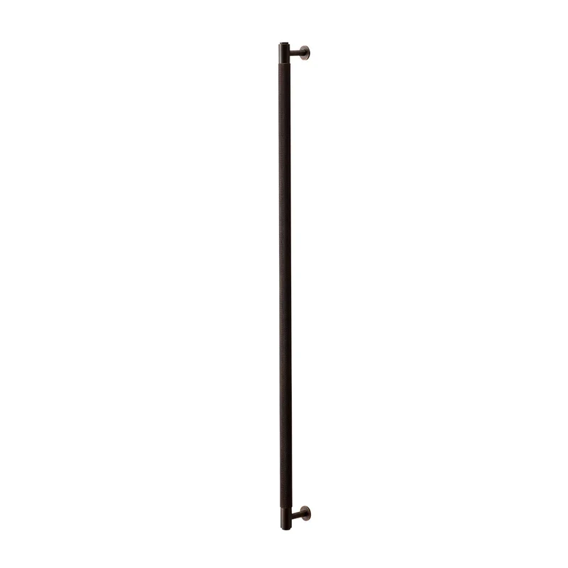 Cross dubbelsidigt dörrhandtag i brunerad mässing med diamantslipat mönster 774 mm • Buster + Punch