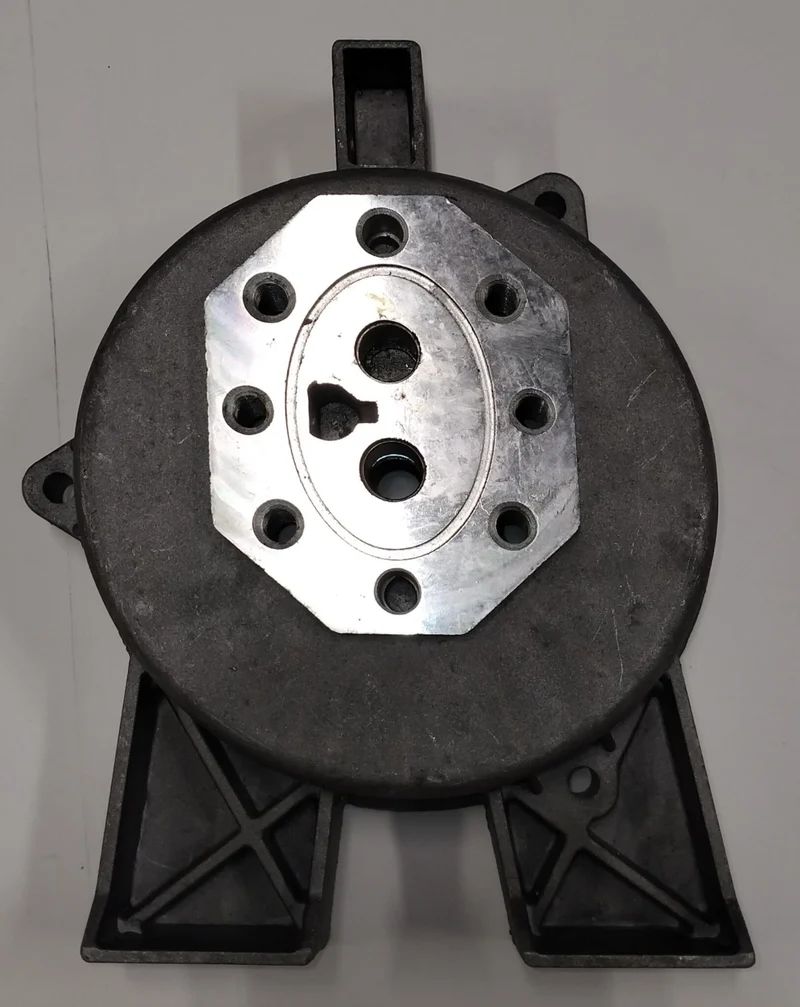 FRONTDÆKSEL TIL MOTOR F/18721 - DEL 55