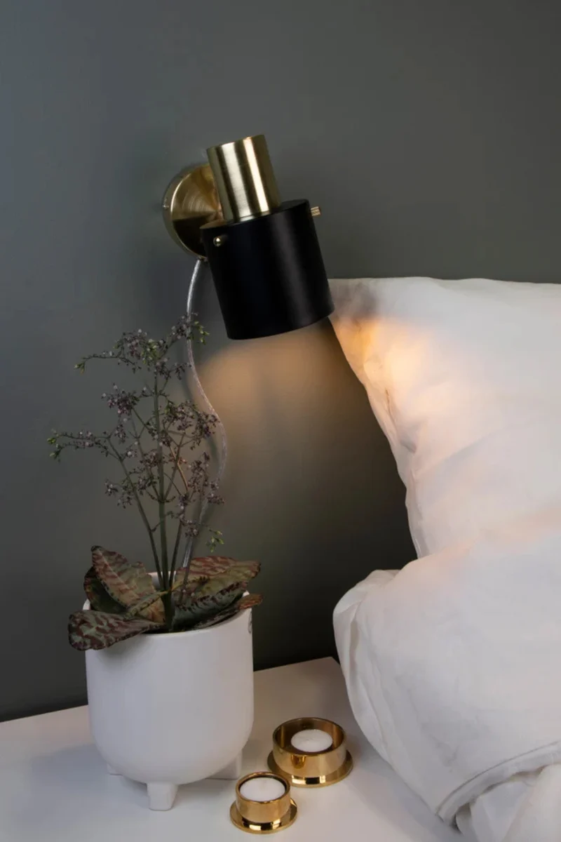 Vägglampa Clark 1 Svart/borstad mässing