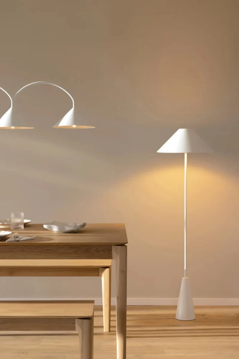 Golvlampa Cannes Vit