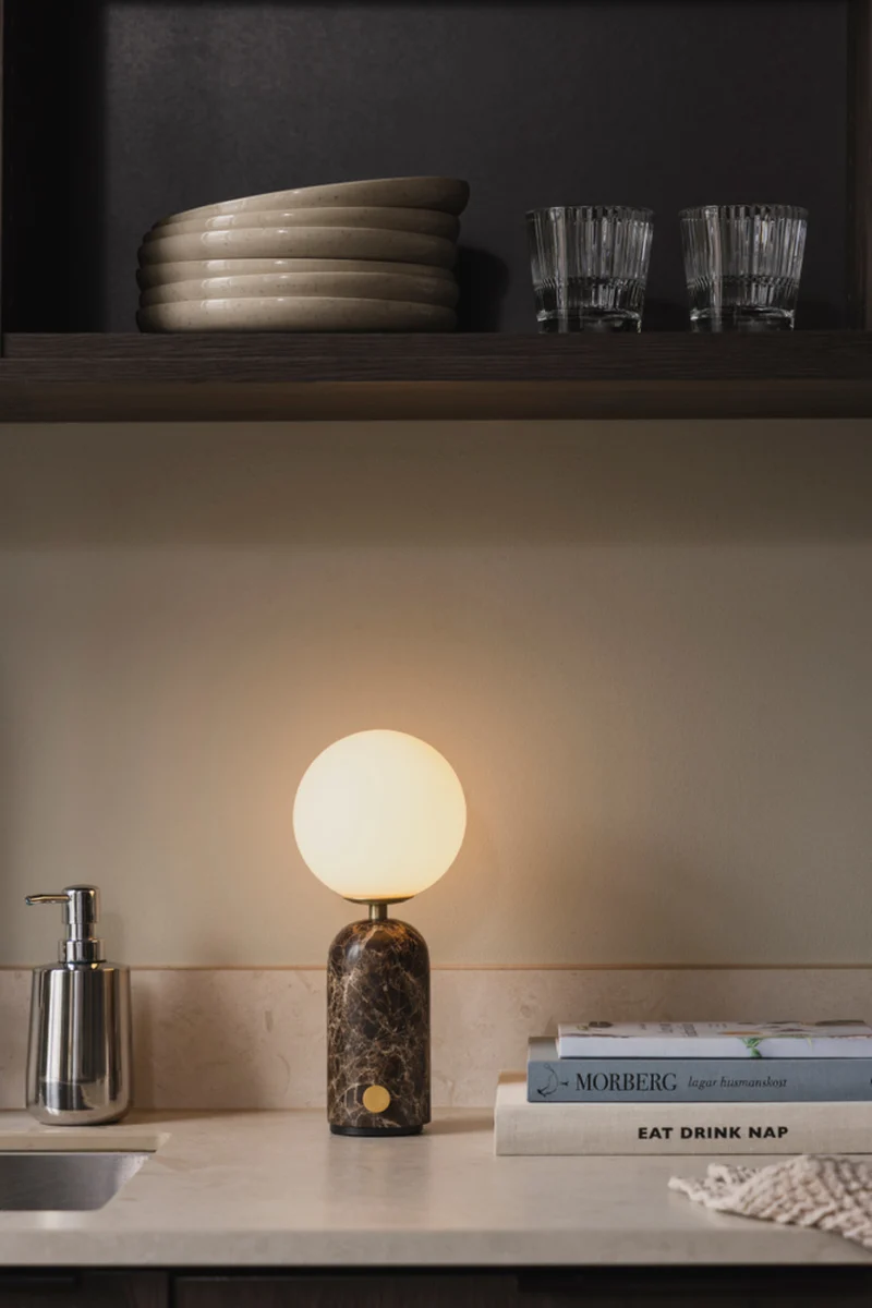 Torrano Portabel Bordslampa Brun