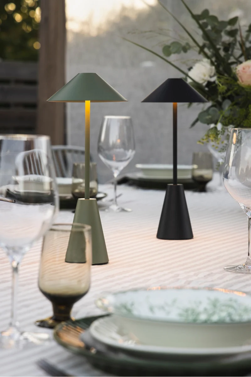 Cannes Portabel Bordslampa Grön