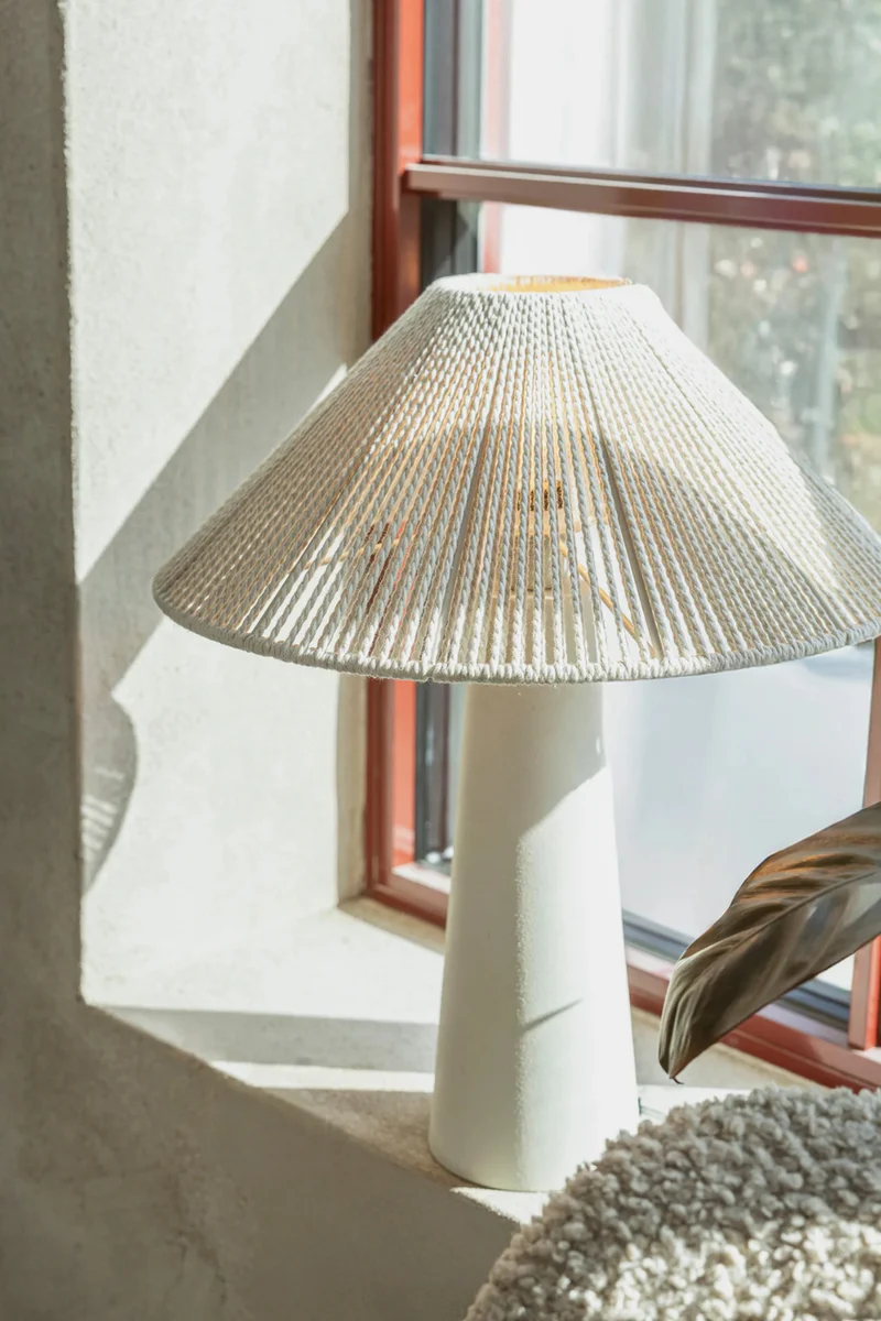 Favoro bordslampa Beige